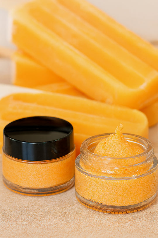 💋 Exfoliating Lip Scrub by P’nuts Freedom Farm